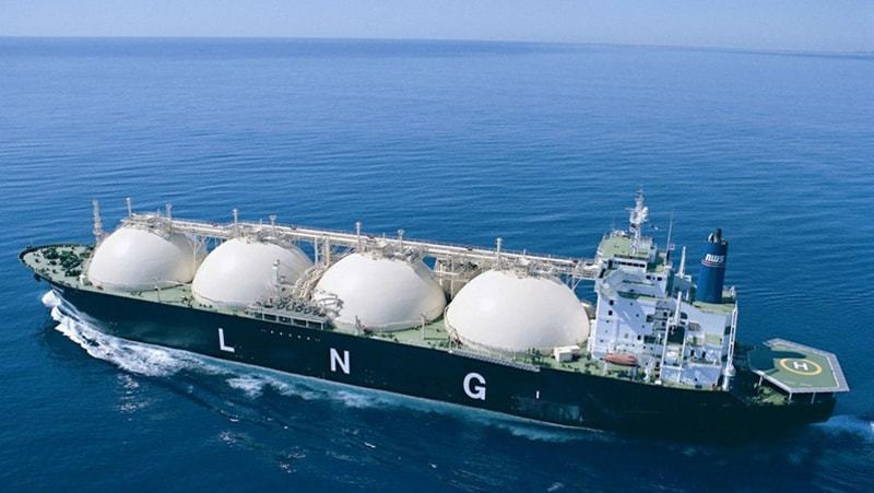 日本　電力　逼迫　LNG（液化天然ガス）